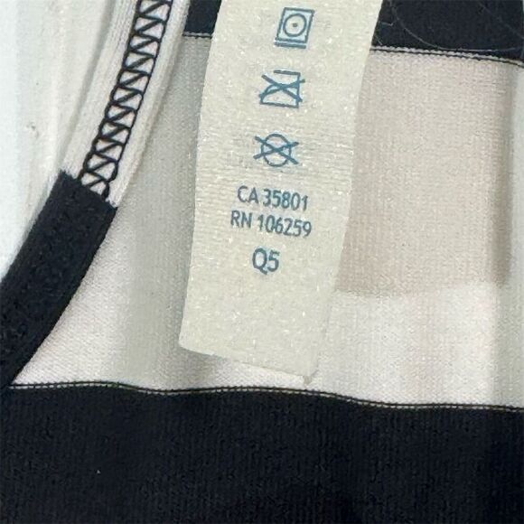 Lululemon Cool Racerback Tank Top Black White Striped Size 2 Yoga Gym Run Logo - Picture 8 of 8